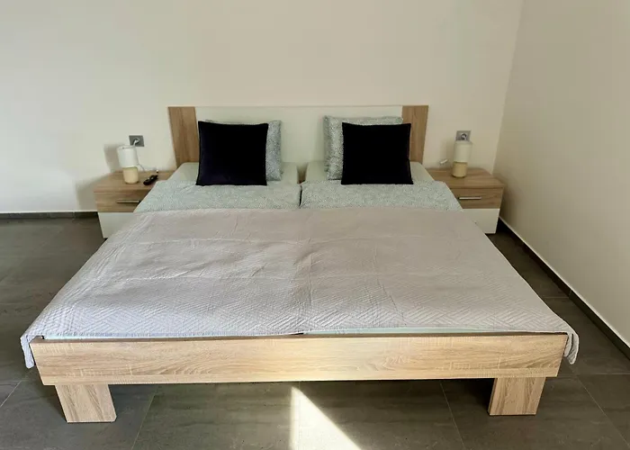 73m2 Klid Priroda Parking Free * Prague